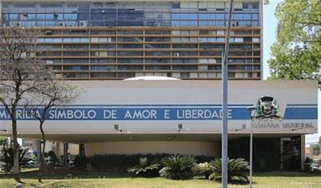 Sindicato acusa atrasos e drama com salários e vales na prefeitura