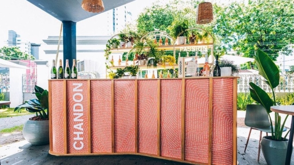 Adriana Nasser A ‘Casa Chandon’ chega a Brasília Adriana Nasser A ‘Casa Chandon’ chega a Brasília