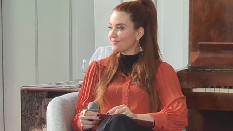 Larissa Maciel justifica saída da Record: "Precisava de novos ares"