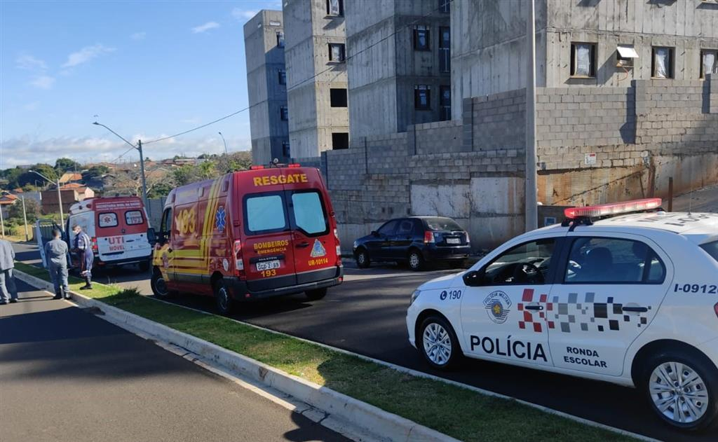 Acidente entre moto e caminhão provoca morte na zona oeste