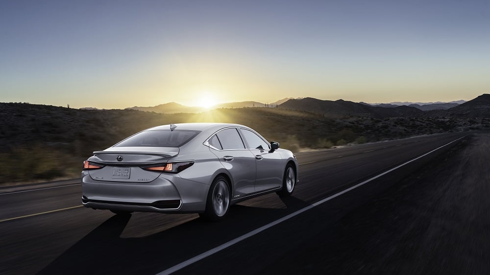 Lexus ES300h e UX250h . Foto: Divulgação