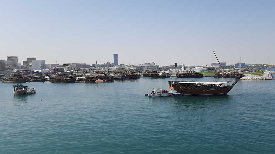 Barcos de madeira chamados de dhows eram usados para a pesca de pérolas. Foto: Felipe Carvalho