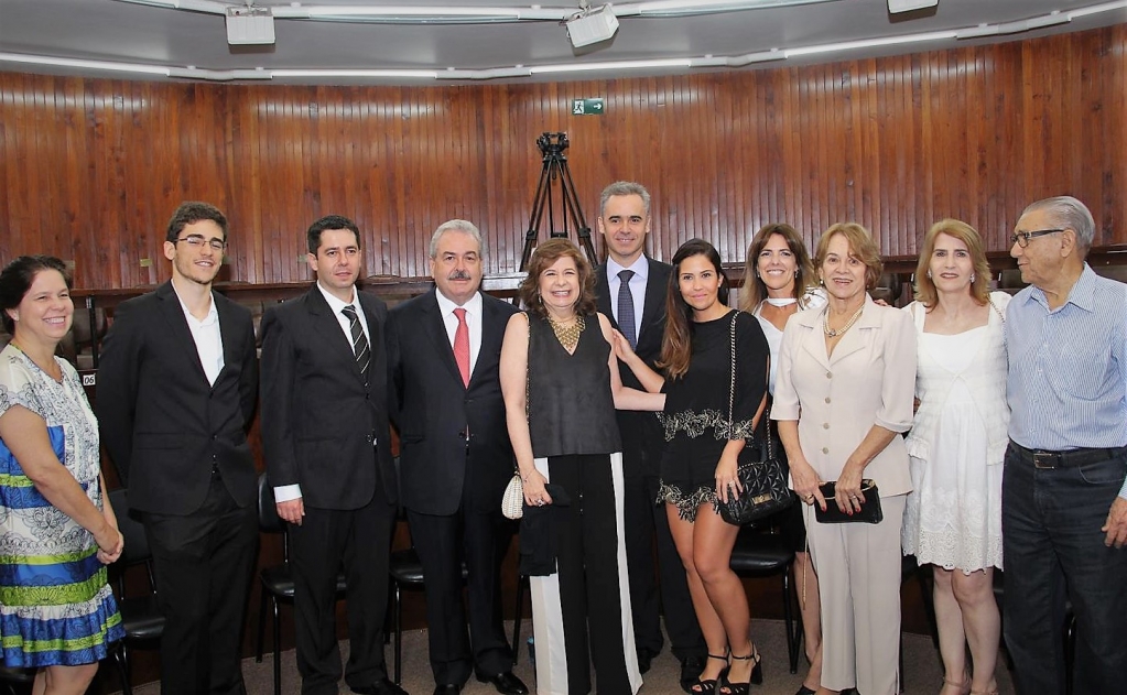 Homenagem na Câmara, formatura da Famema, gente bonita e mais na coluna social