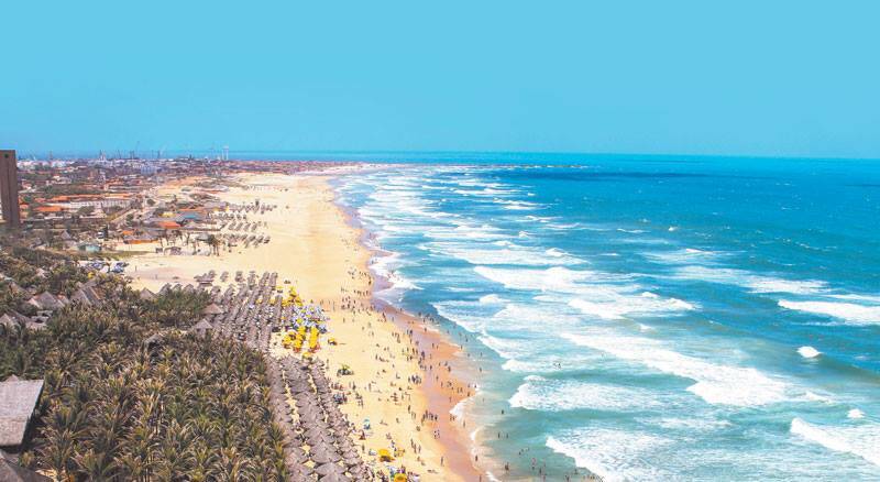 LOCAIS PET FRIENDLY EM FORTALEZA: Praia do Futuro possui maioria dos quiosques pet friendly. Foto: Reprodução/Dicas do Nosso Brasil