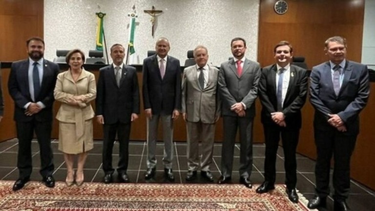 Caio Barbieri Desembargador é empossado como membro suplente do TRE-DF