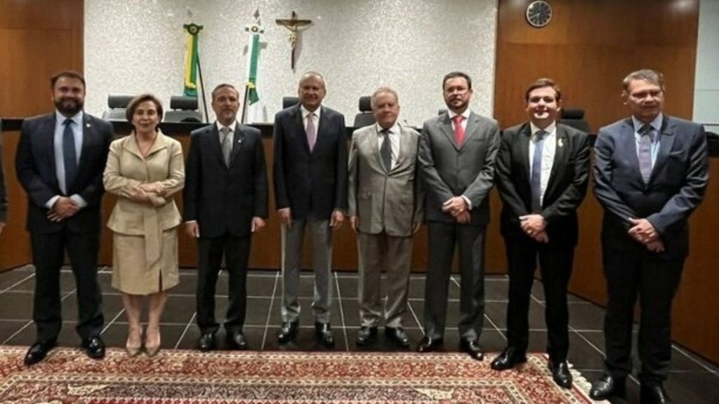 Caio Barbieri Desembargador é empossado como membro suplente do TRE-DF Caio Barbieri Desembargador é empossado como membro suplente do TRE-DF