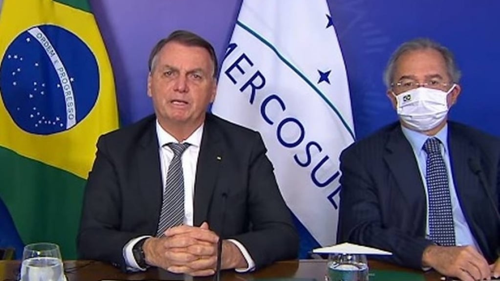 'Estou em cima do Guedes', diz Bolsonaro sobre liberação de verbas para obras