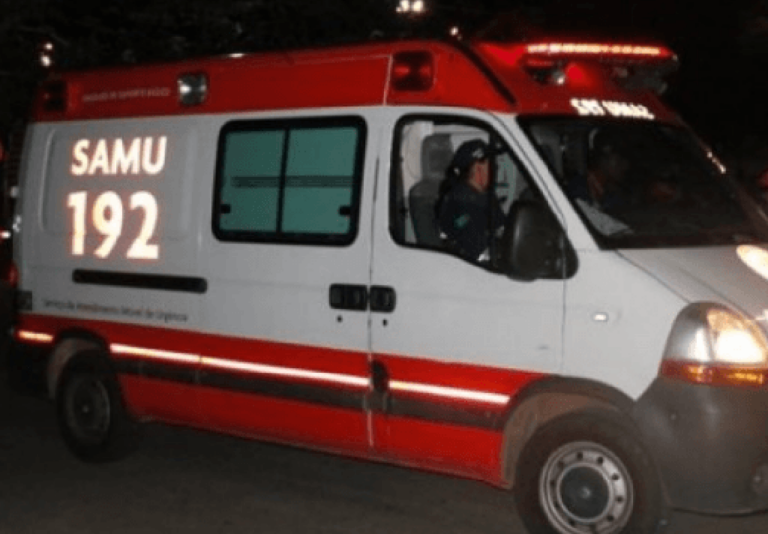 Homem sofre ferimentos graves em capotamento na SP-294