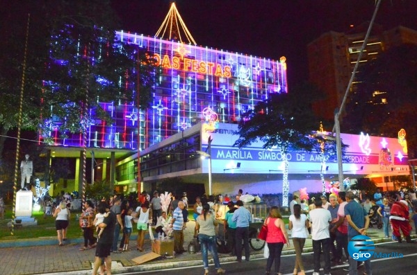 Centro ganha luzes e atrações culturais de Natal; veja programação