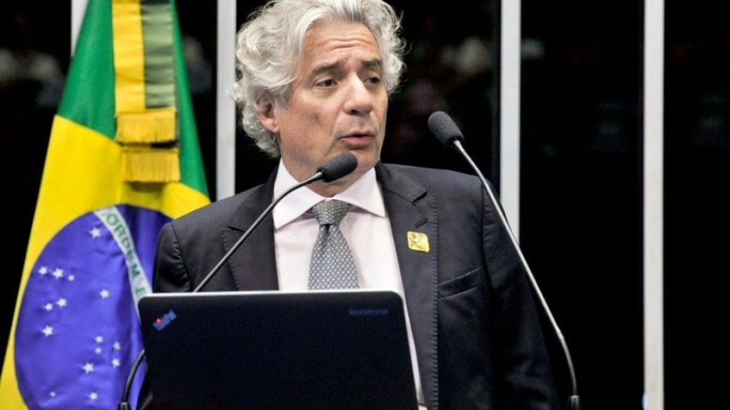 Adriano Pires oficializa desistência de assumir Petrobras
