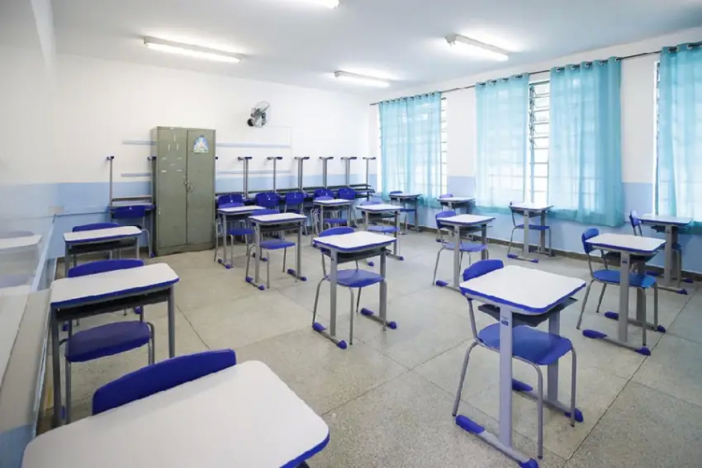 Escolas estaduais recebem matrículas para 2023; veja procedimentos
