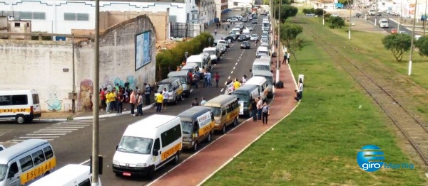 Encontro discute sucateamento em transporte escolar e curso de segurança