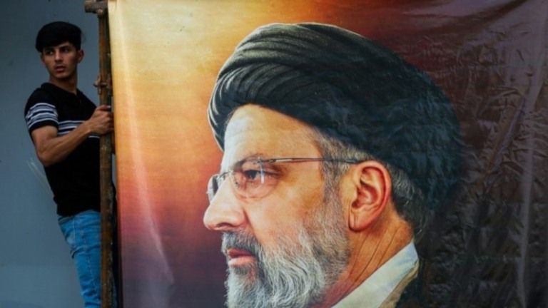 AFP Ebrahim Raisi, presidente do Irã, morreu em um acidente de helicóptero no último fim de semana