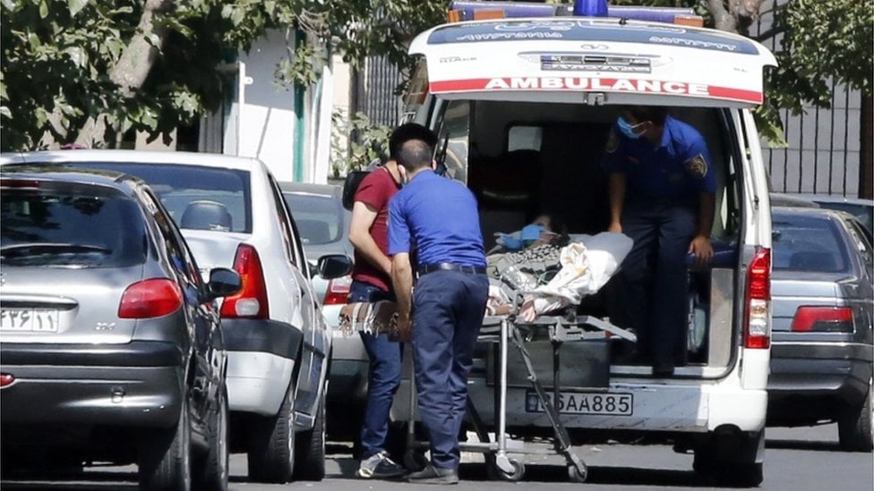 Ambulancia em teera