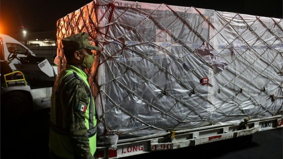 Chegada das vacinas ao México