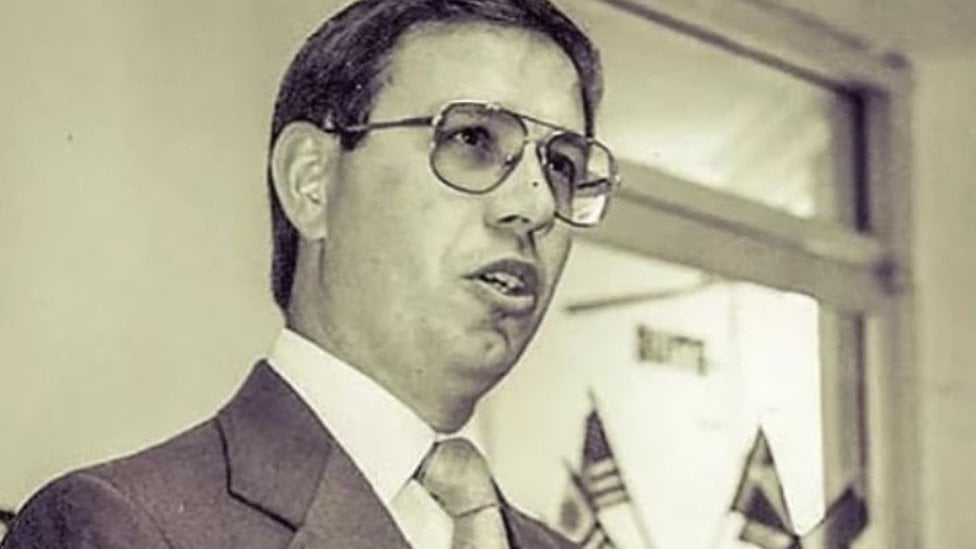 Carlos Wizard em foto antiga