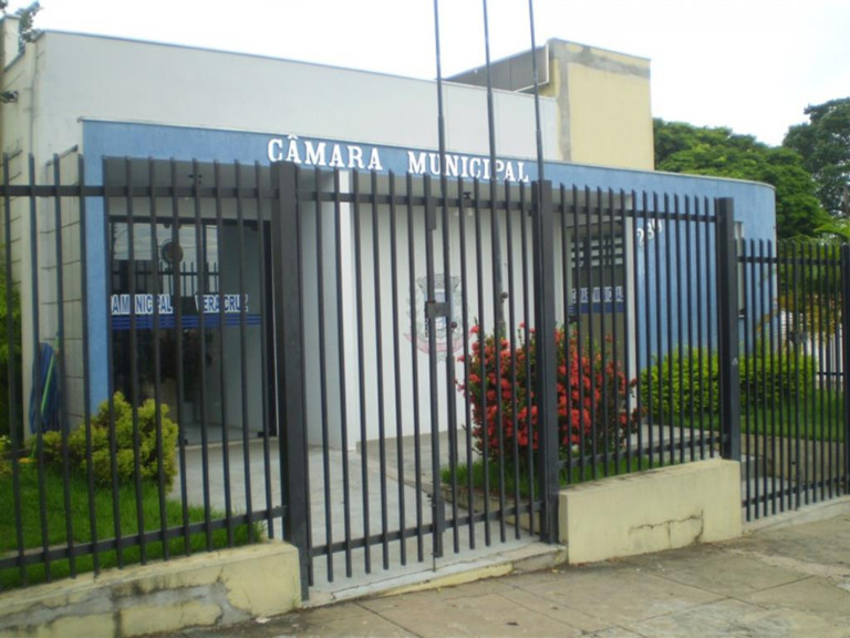 Câmara de Vera Cruz tem reajuste de 5,9% em salários de servidores