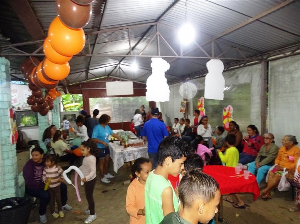 Festa de rotarianos leva lazer e atenção a crianças na Horta Comunitária