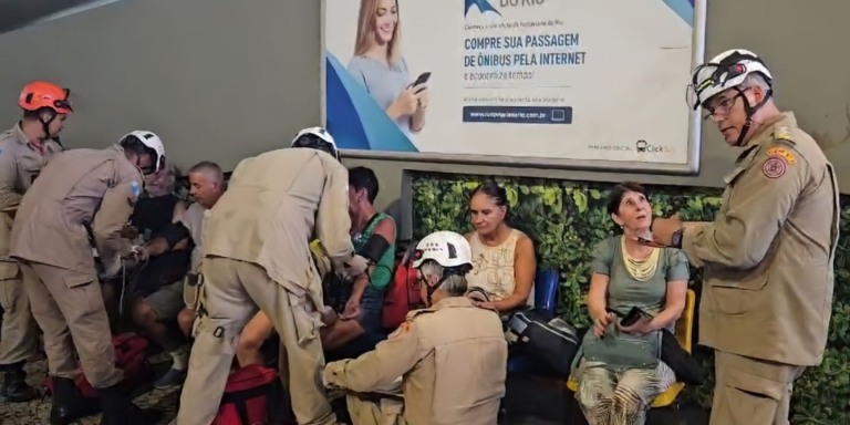 © Bombeiros