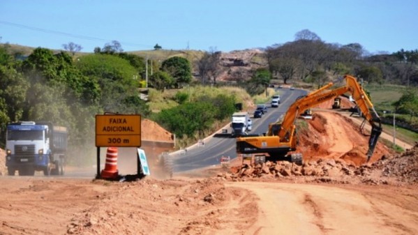 Dois grupos com capital estrangeiro disputam rodovia SP-333