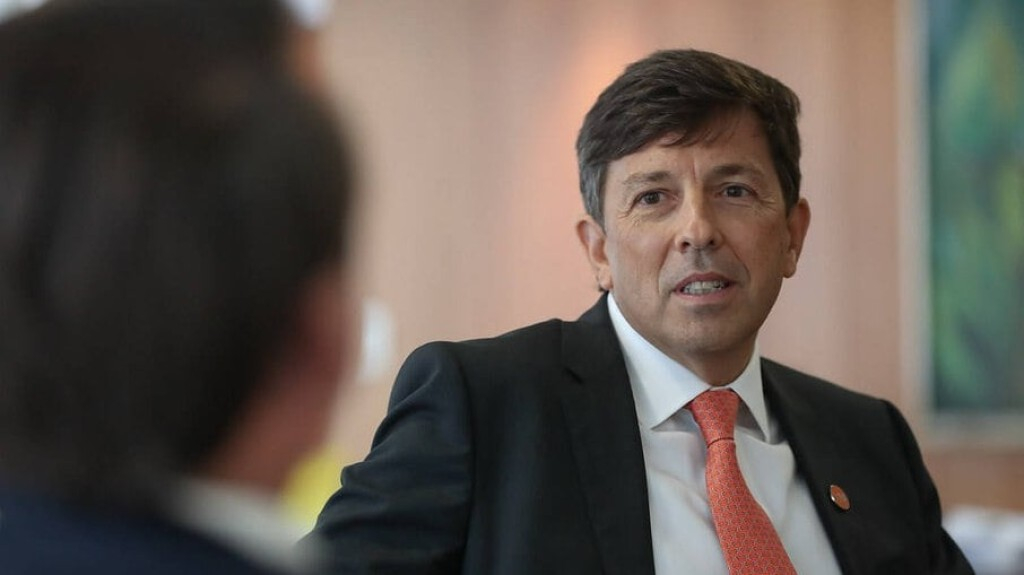 João Amoêdo, fundador do partido Novo, se desfilia da legenda
