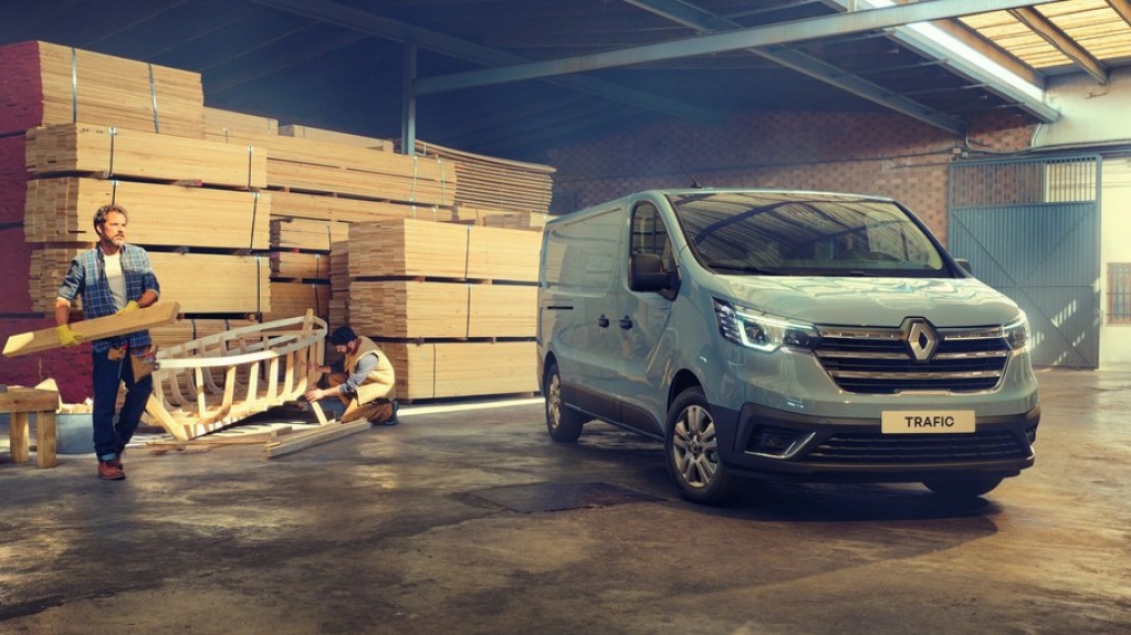 Renault mostra van Traffic renovada