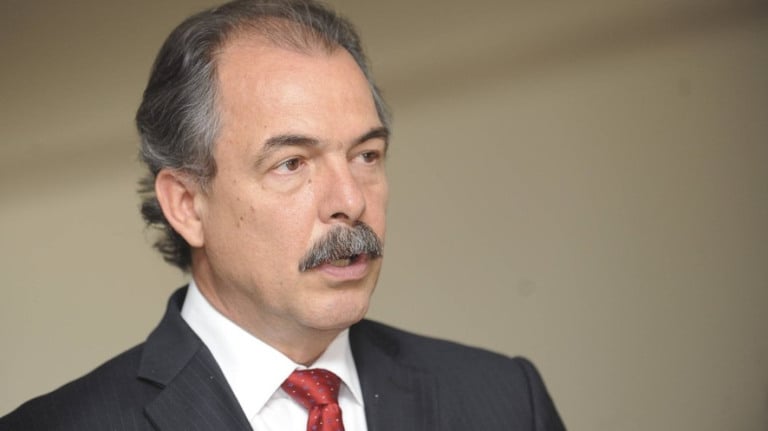 Câmara muda Lei das Estatais no mesmo dia da indicação de Mercadante