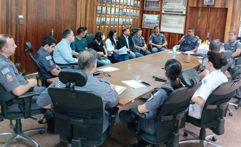Marília renova convênio e atuação da PM em ações municipais de segurança