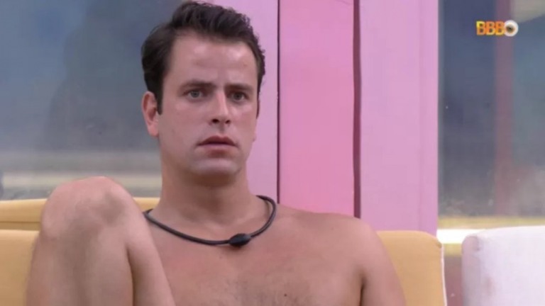 'BBB 22': Gustavo critica Arthur Aguiar: "ele trouxe desinformação"