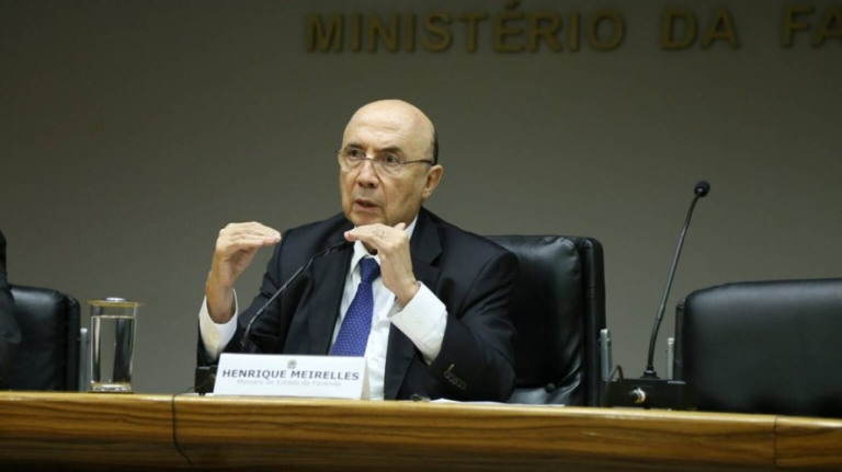 Criticas de Guedes indicam 'frustração e desespero', diz Meirelles