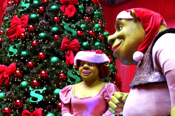 Shopping apresenta decoração de natal e marca chegada de “Shrek Noel”