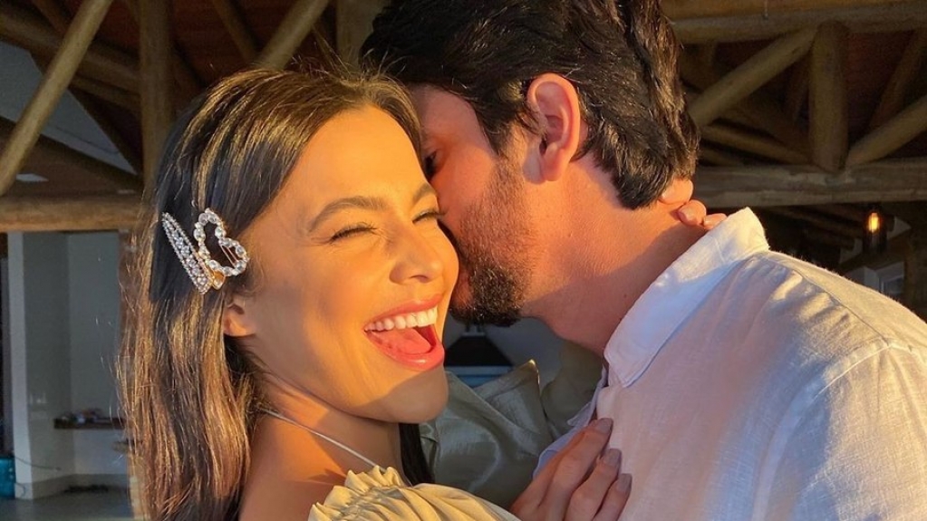 Emilly Araújo anuncia fim do noivado: "Dói desfazer todos os planos"
