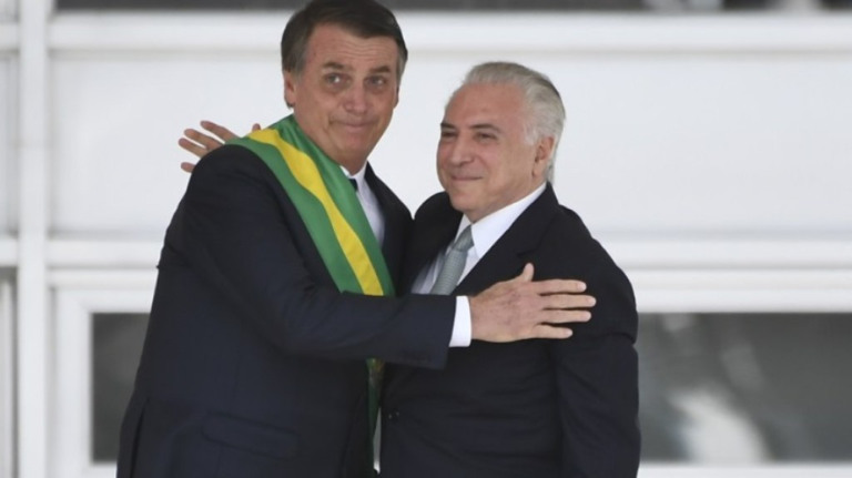 'Cada um apoia quem achar que é melhor', diz Bolsonaro sobre Temer