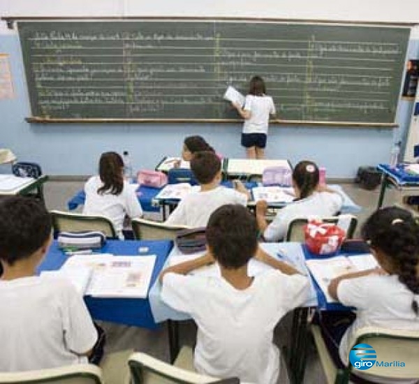 Reforma da educação vai fechar 94 escolas, diz governo