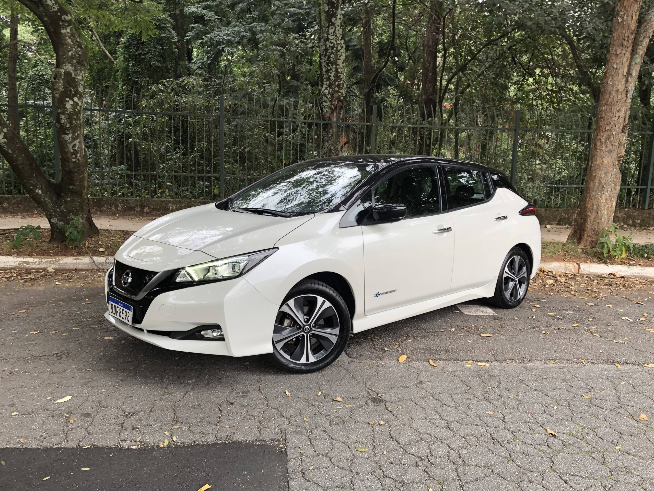 Nissan Leaf. Foto: Cauê Lira/iG Carros