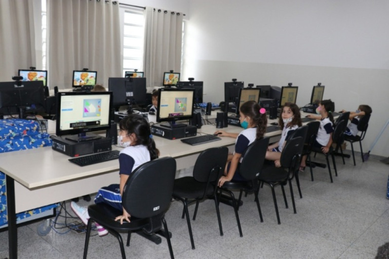 Marília recebe parcela extra de recursos para educação