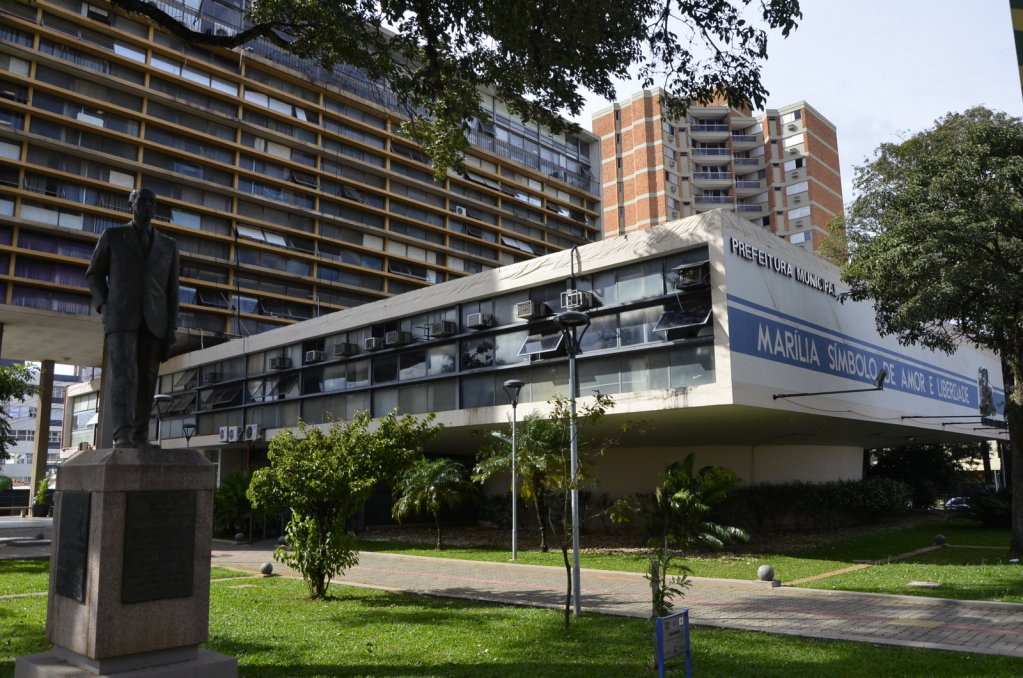 Prefeitura anuncia pagamento de R$ 3,1 milhões em férias coletivas da educação Prefeitura anuncia pagamento de R$ 3,1 milhões em férias coletivas da educação