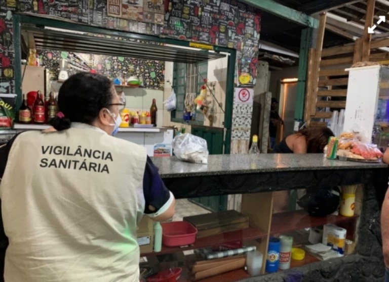 Fiscalização interrompe baile com DJ  em Marília e autua mais empresas