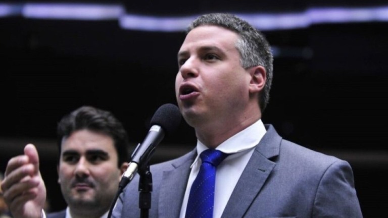 Caio Barbieri Ex-deputado federal Arthur Virgílio Bisneto morre aos 44 anos