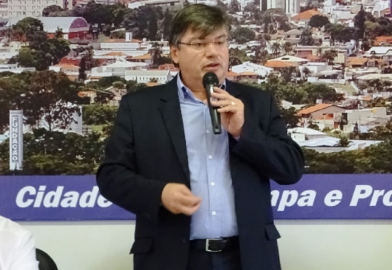 Prefeito Daniel Alonso deve perder assessores próximos com medida