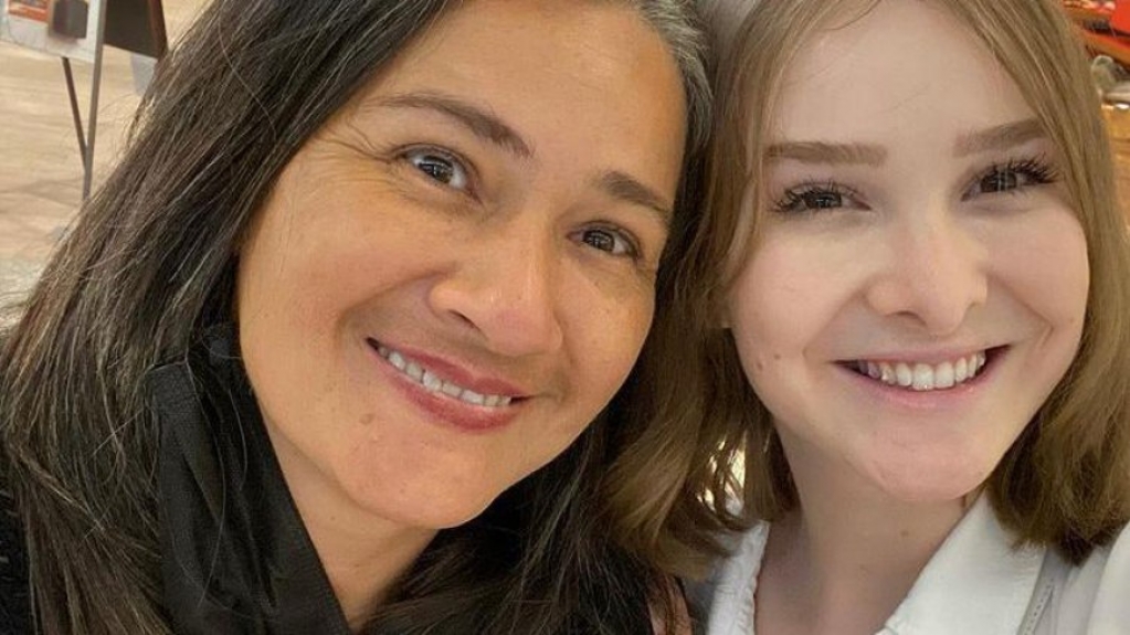 Morre mãe de Sammy Lee: 'Dia mais difícil da minha vida' Morre mãe de Sammy Lee: 'Dia mais difícil da minha vida'