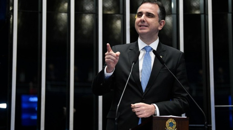 Eleições no Senado: Pacheco fala em colocar 'limites' entre os Poderes