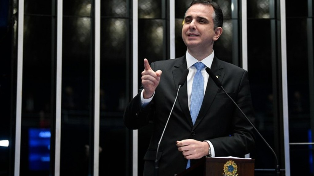 Eleições no Senado: Pacheco fala em colocar 'limites' entre os Poderes