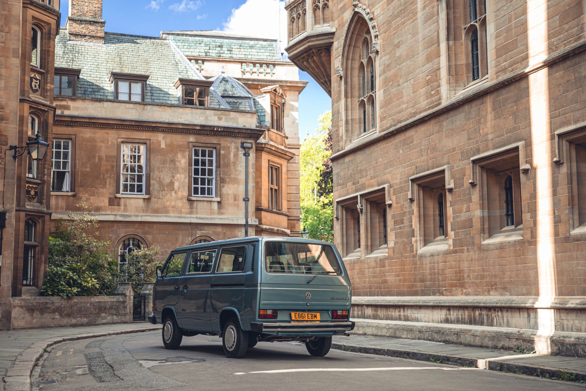 VW Caravelle. Foto: Reprodução