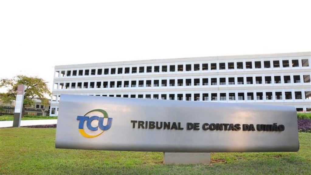 TCU cancela compra da Saúde que geraria gasto extra de R$ 160 milhões TCU cancela compra da Saúde que geraria gasto extra de R$ 160 milhões