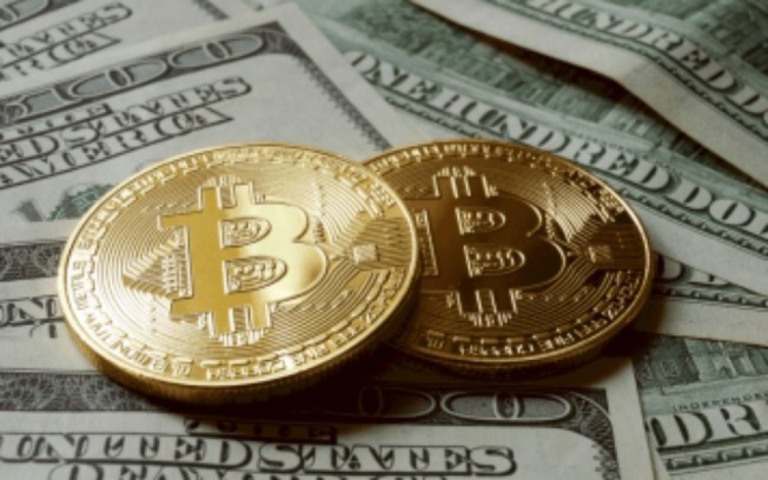 Dólar avança a R$ 5,157: Bitcoin derrete 10%