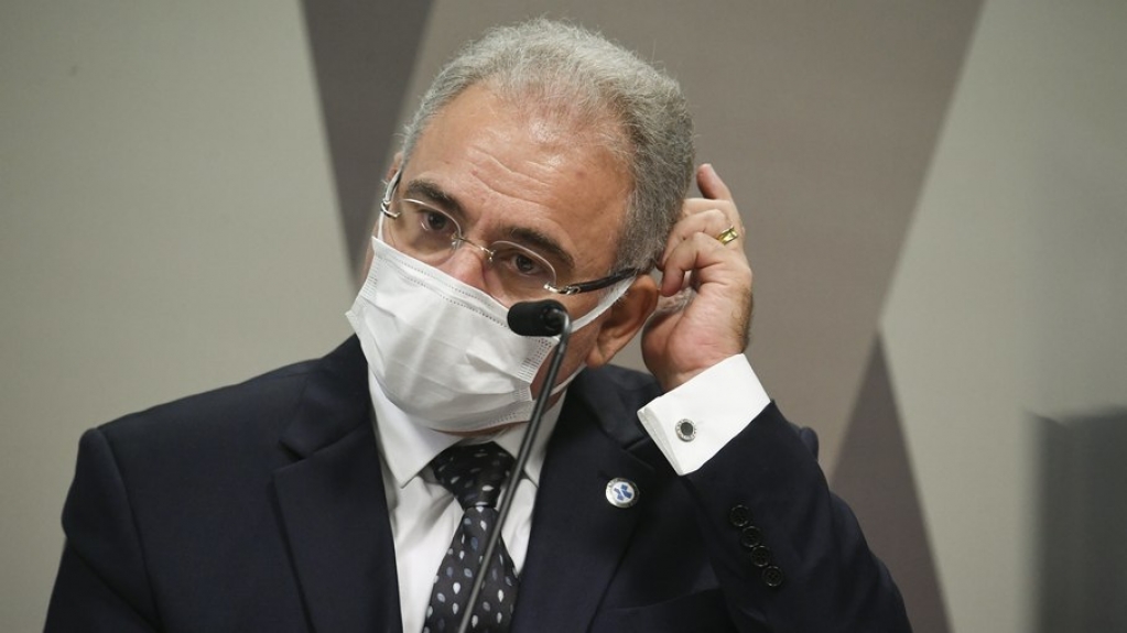 Senadores governistas cobram que Queiroga rebata denúncias de corrupção Senadores governistas cobram que Queiroga rebata denúncias de corrupção