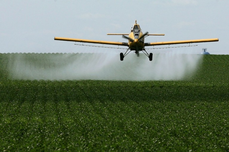Em vigor desde dezembro, nova Lei dos Agrotóxicos continua gerando polêmica