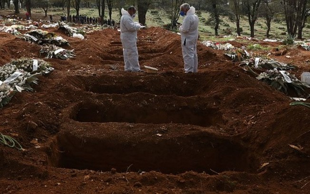 Covid: Por que melhora nos números da pandemia ainda não é luz no fim do túnel