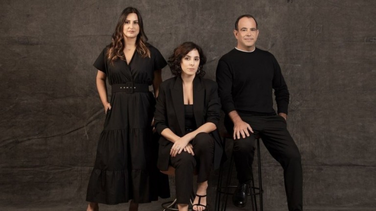 Netflix define elenco de série inspirada no incêndio da boate Kiss